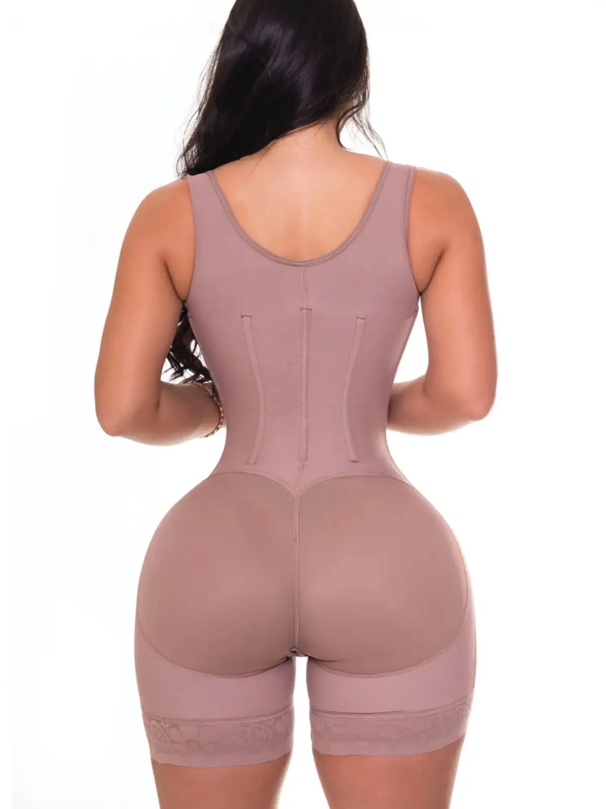 Siluet Full-Body Shapewear with Built-In Bra and Boning - Achieve the Perfect Hourglass Figure