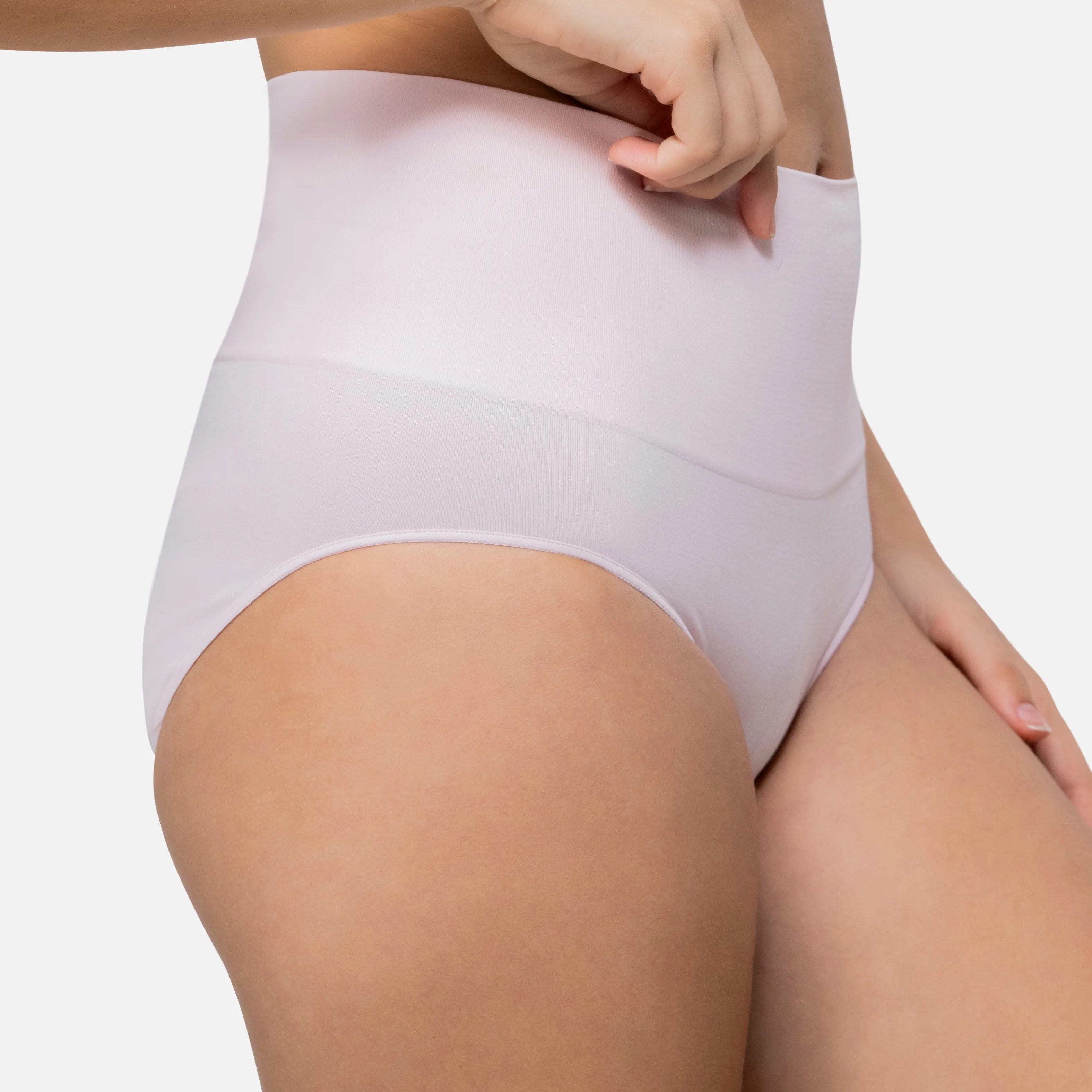 Smoothing At Waist Brief