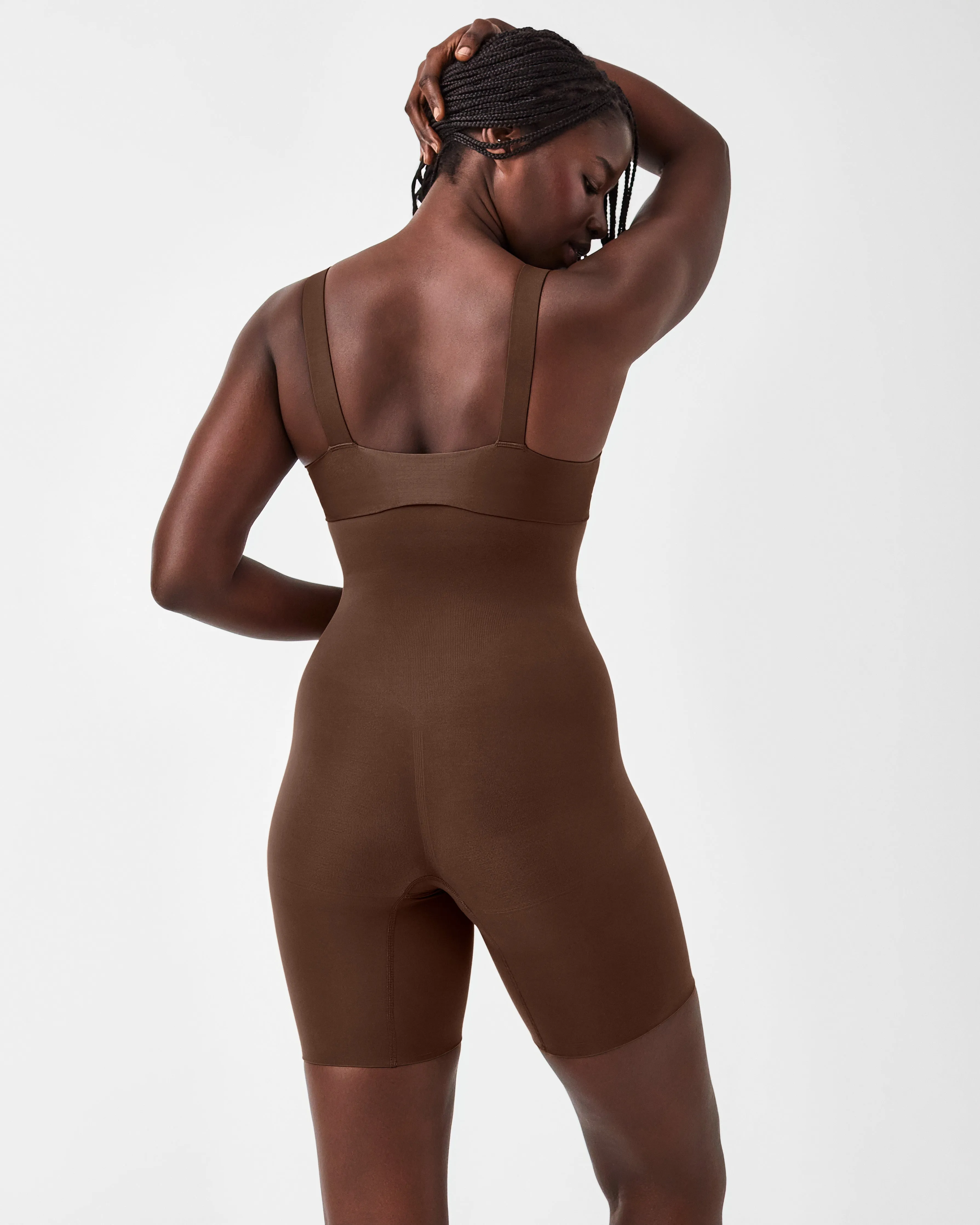 SPANXsculpt™ Seamless Power High-Waisted Mid-Thigh Short