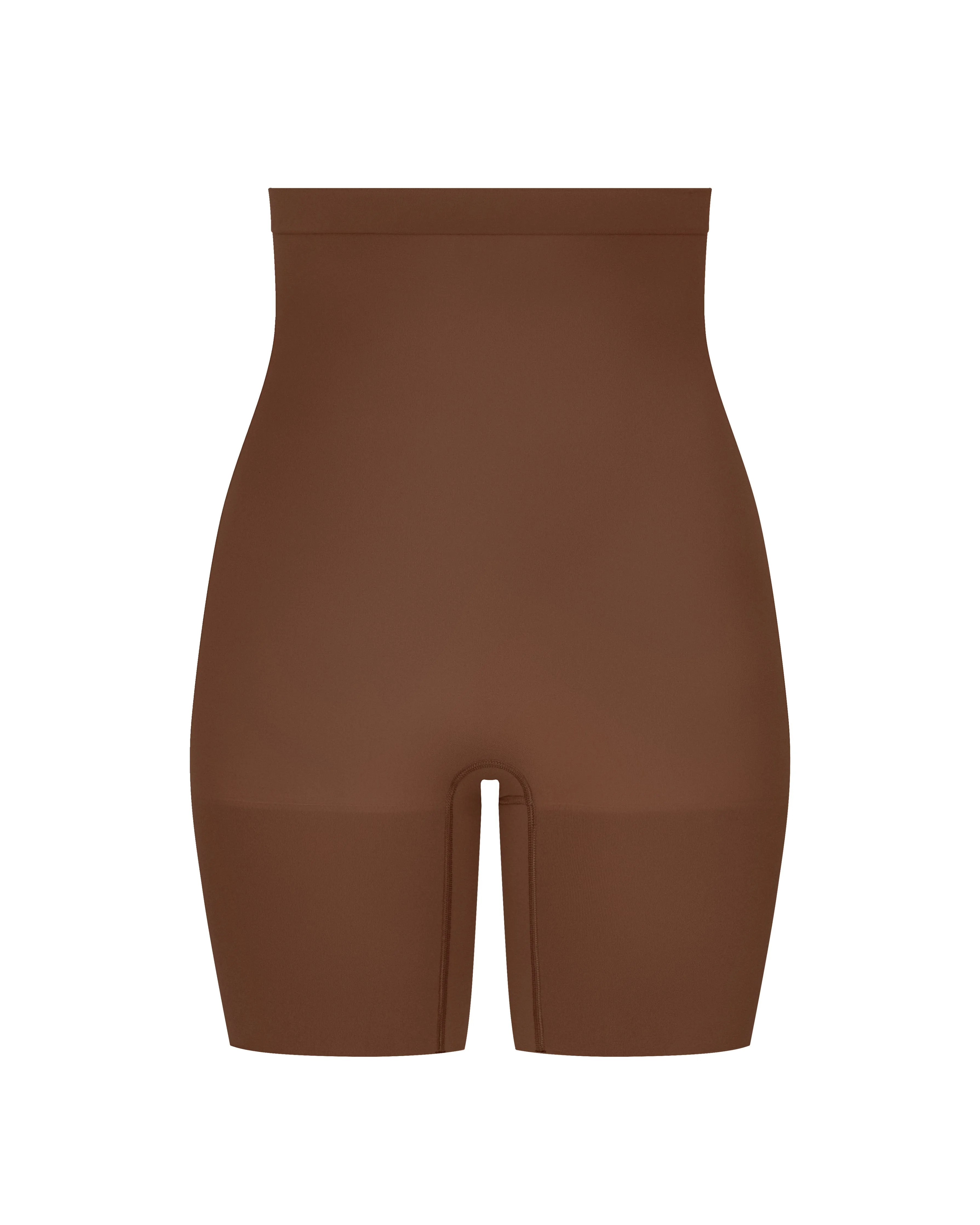 SPANXsculpt™ Seamless Power High-Waisted Mid-Thigh Short