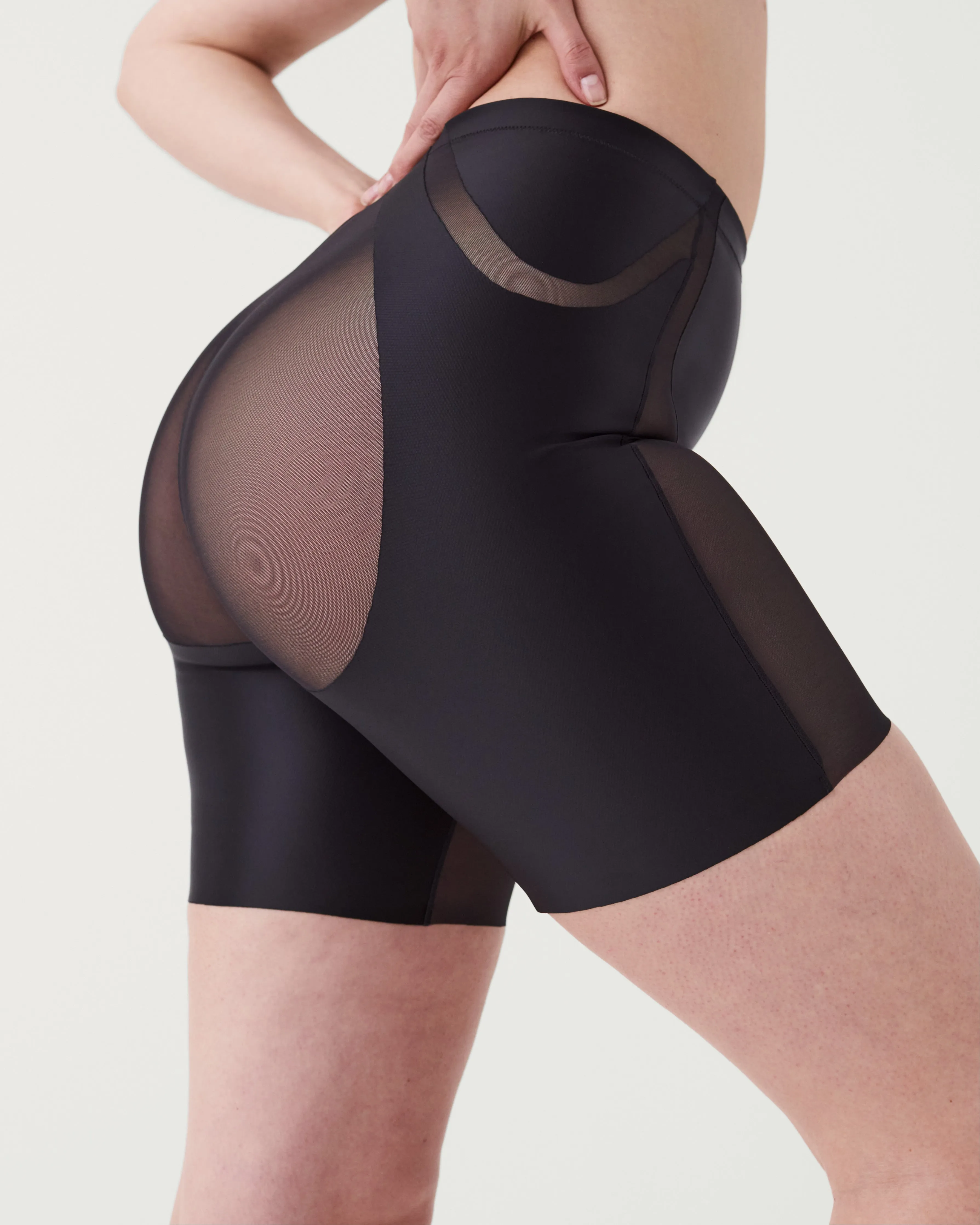 SPANXshape™ Booty-Lifting Mid-Thigh Short