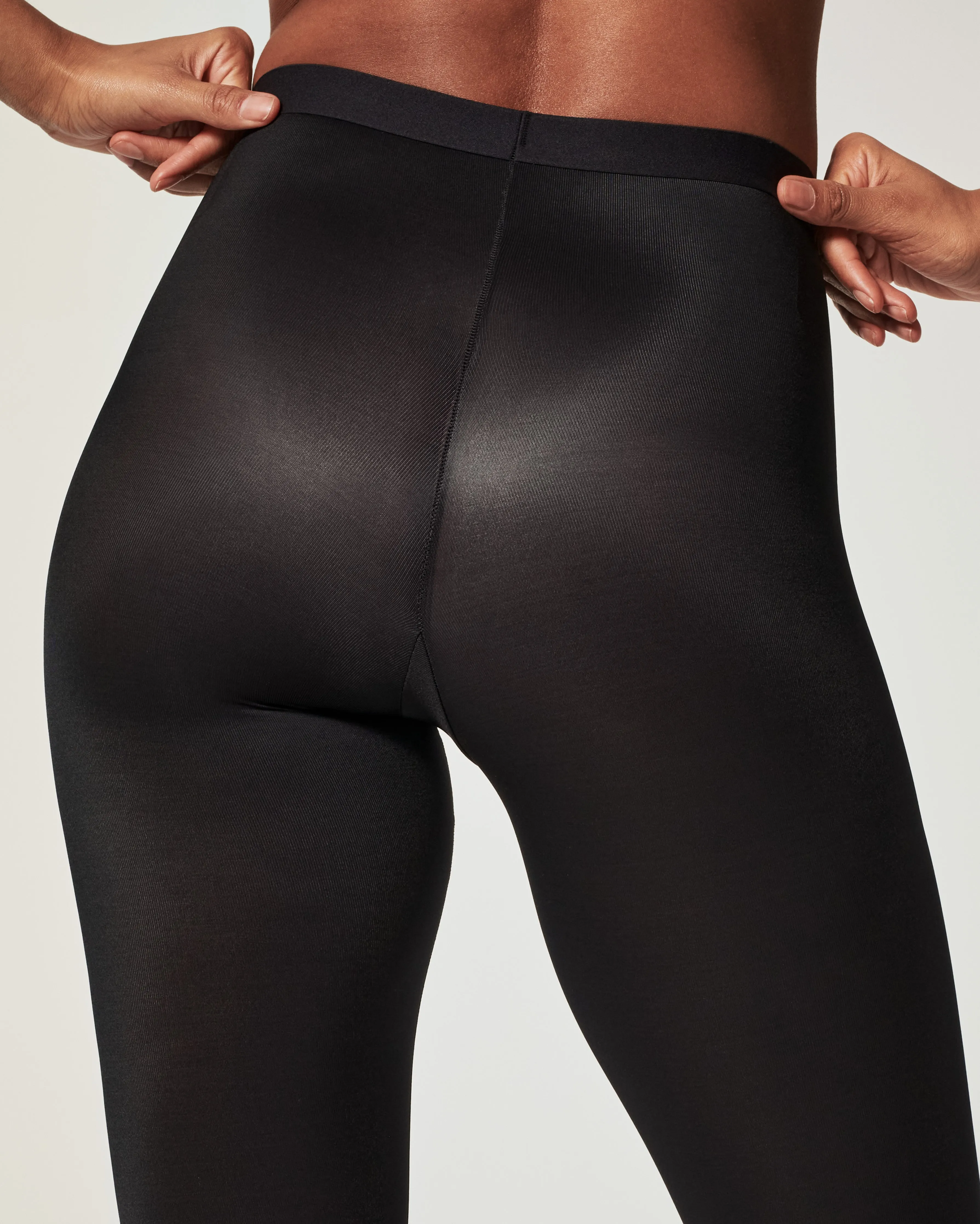 SPANXshape™ Invisible Capri