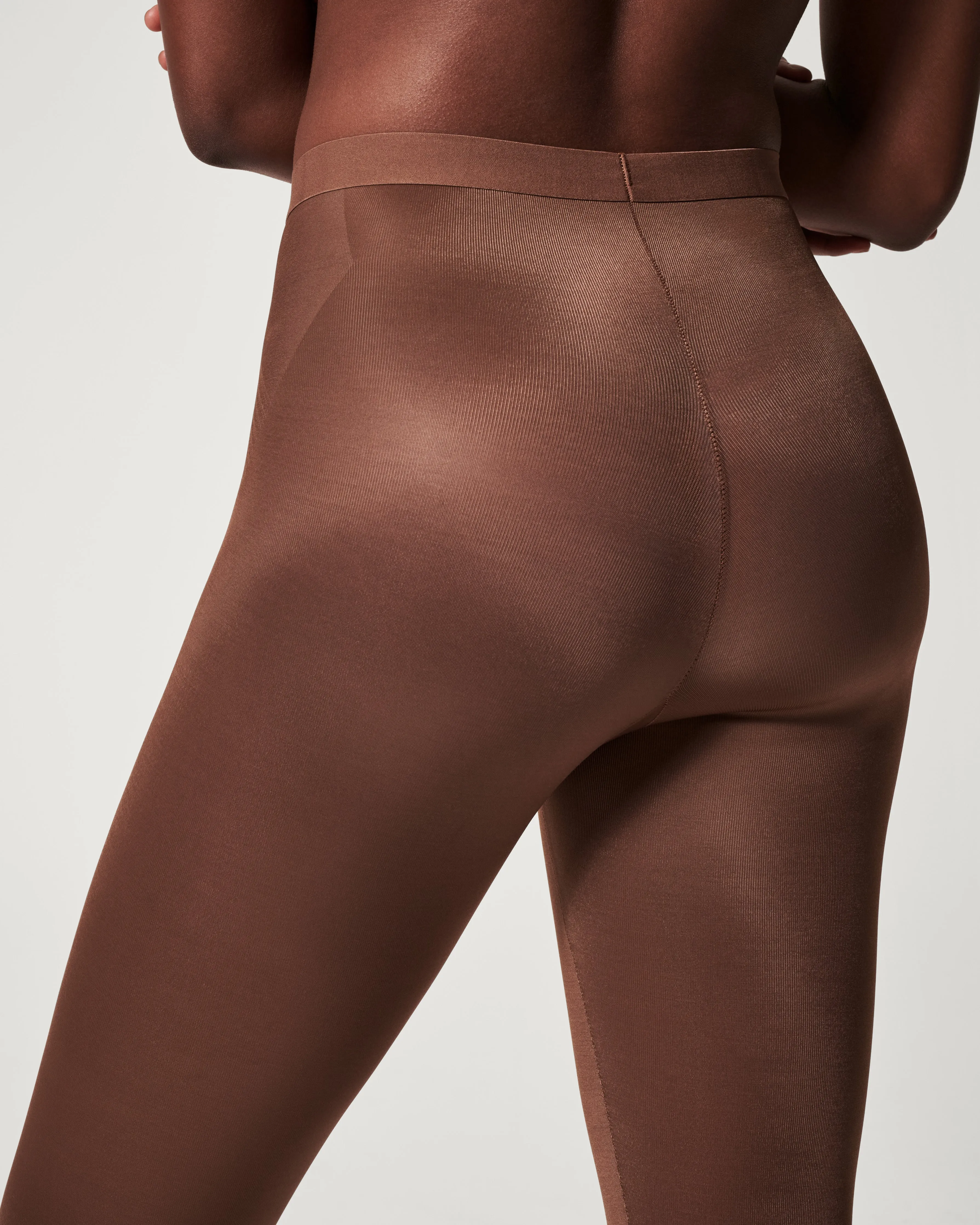 SPANXshape™ Invisible Capri