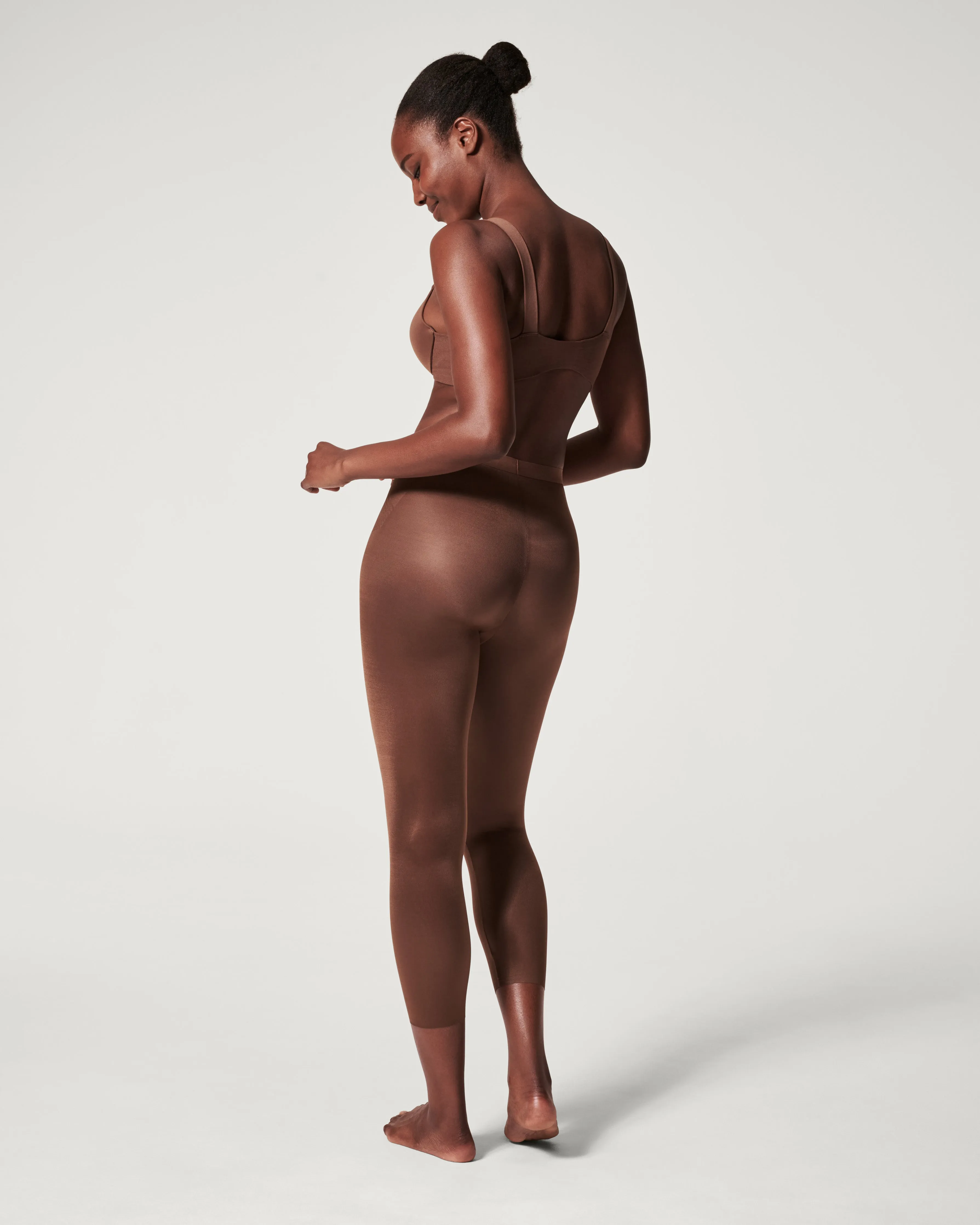 SPANXshape™ Invisible Capri