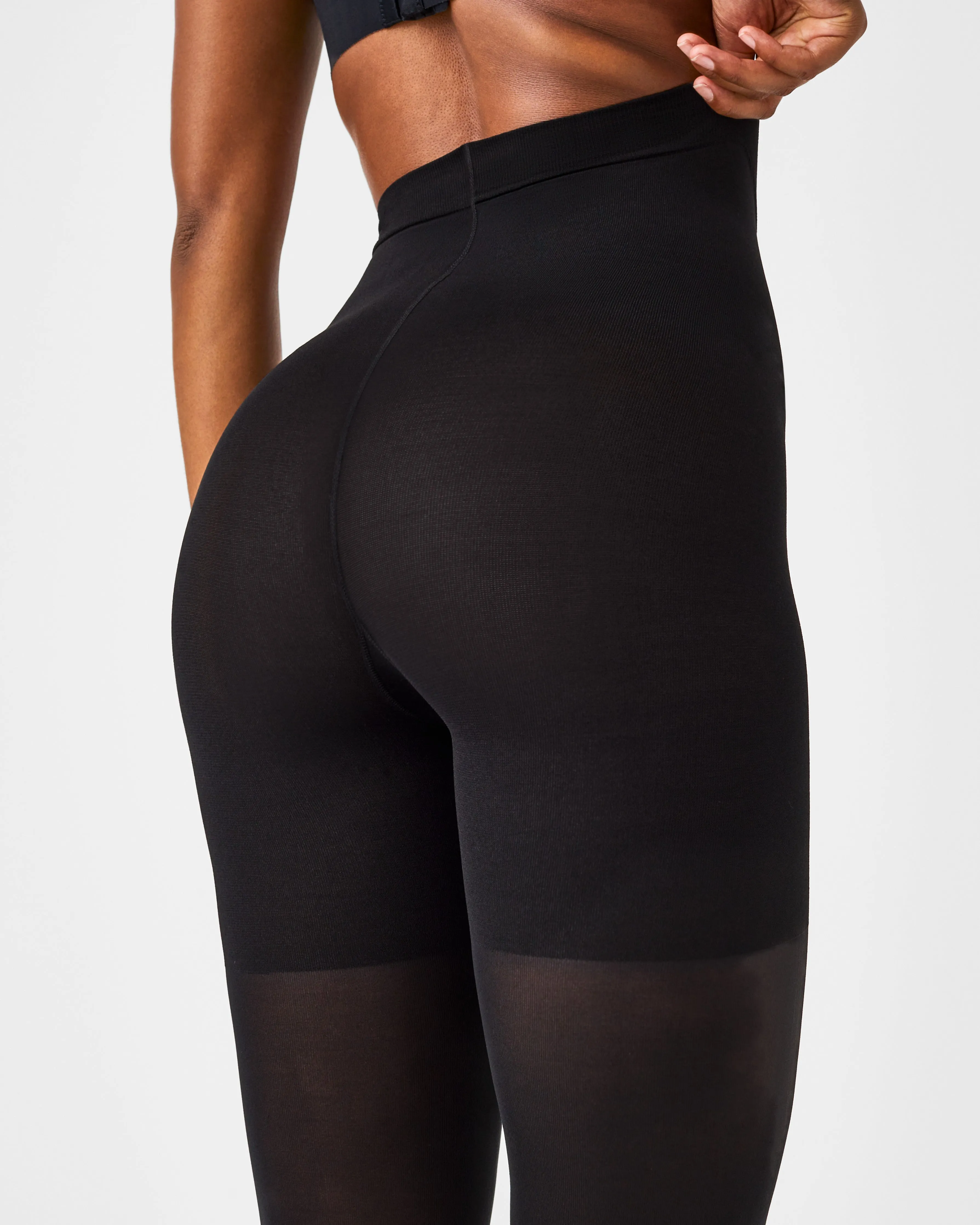 SPANXshape™ Mid-Thigh Tight-End Tights®