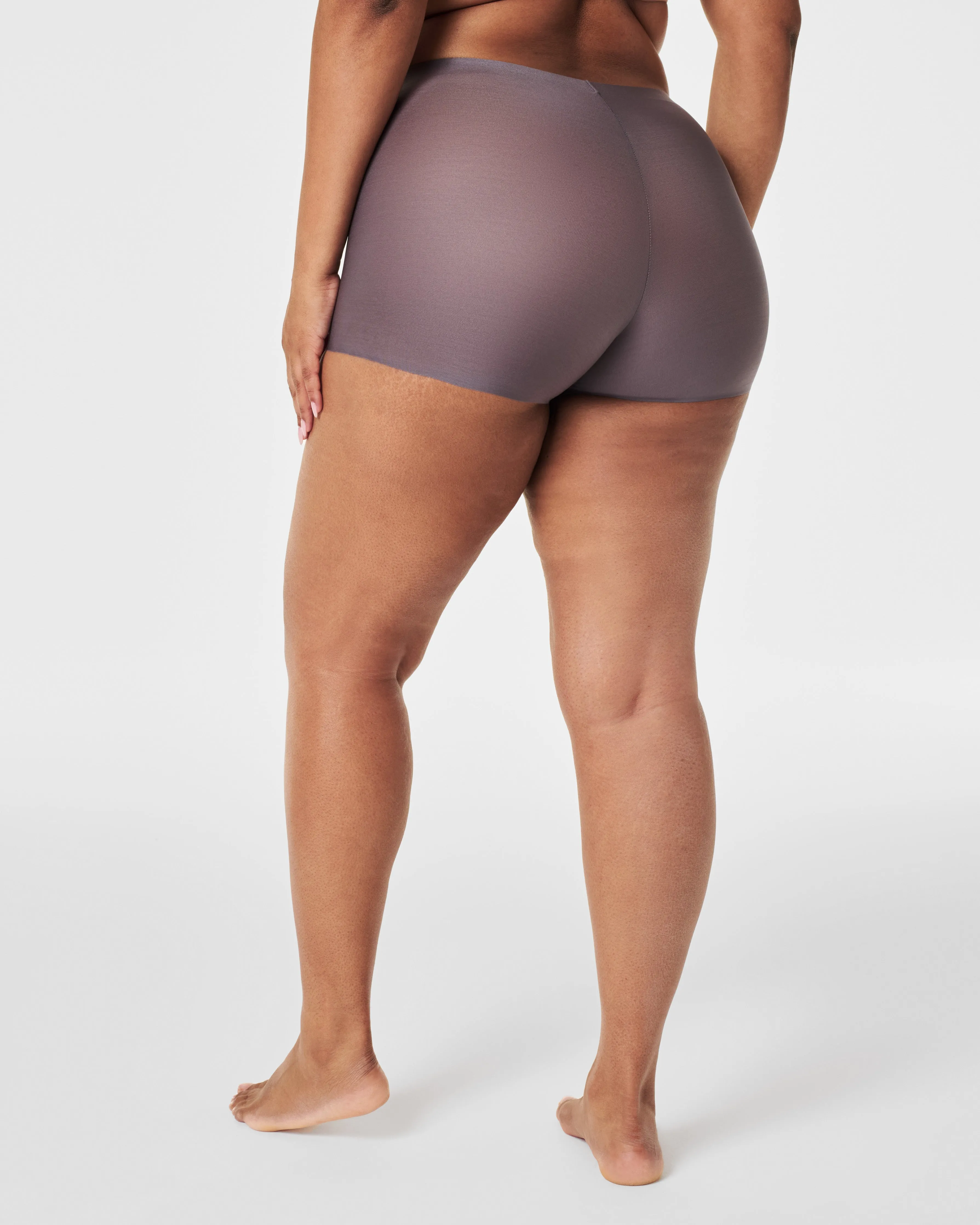 SPANXshape™ Sheer Control Boyshort