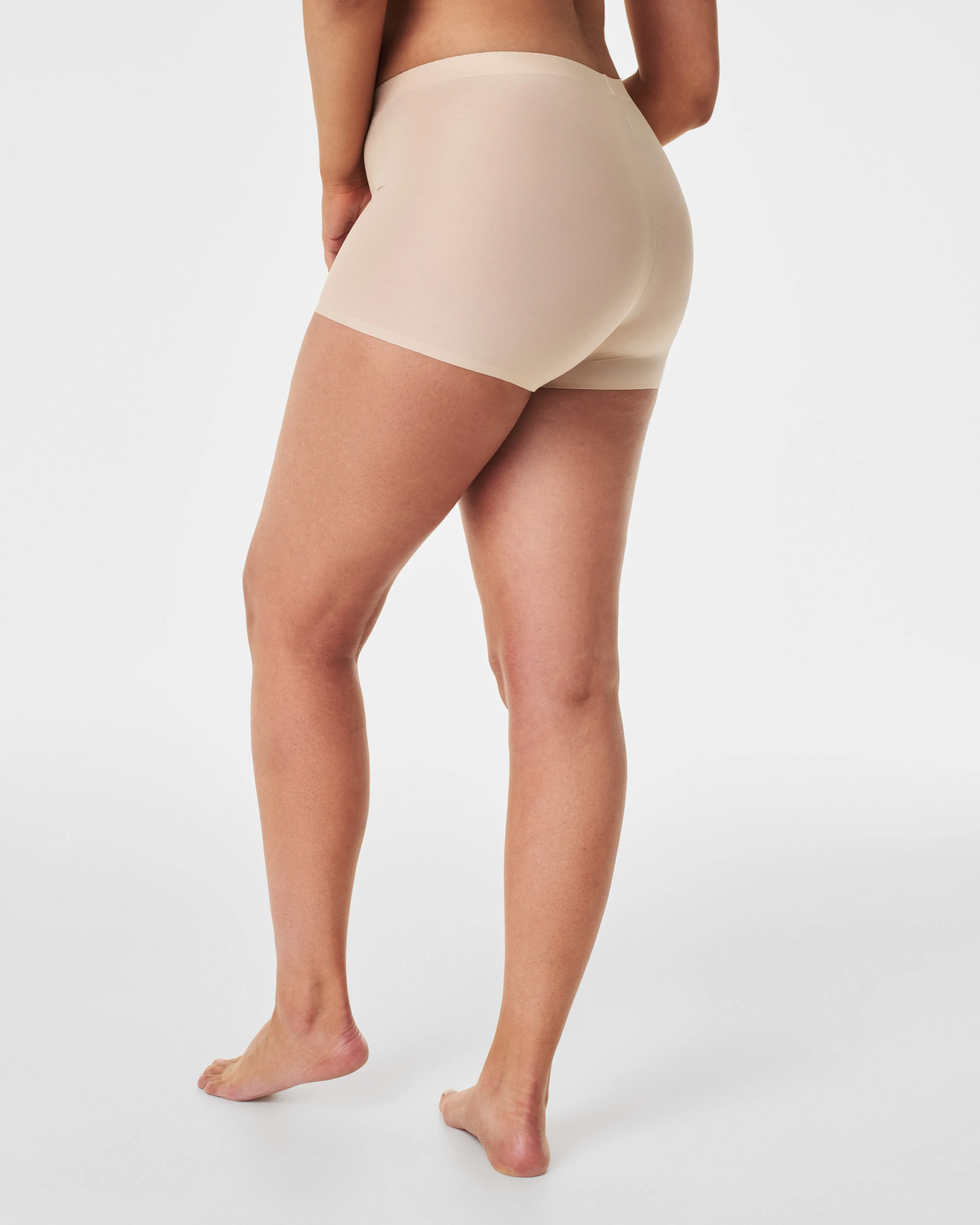 SPANXshape™ Sheer Control Boyshort