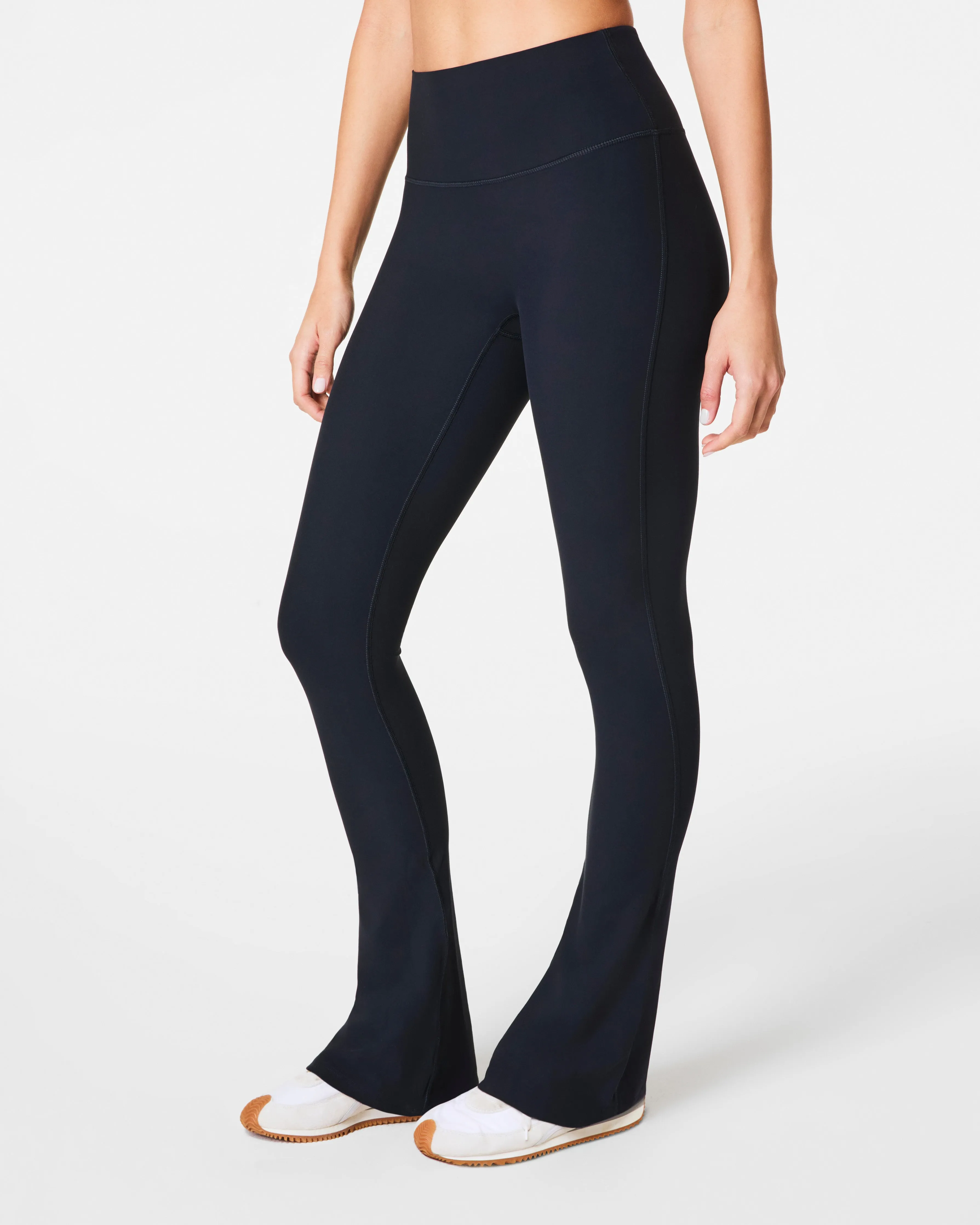 SPANXsmooth™ OnForm Micro Flare Pant