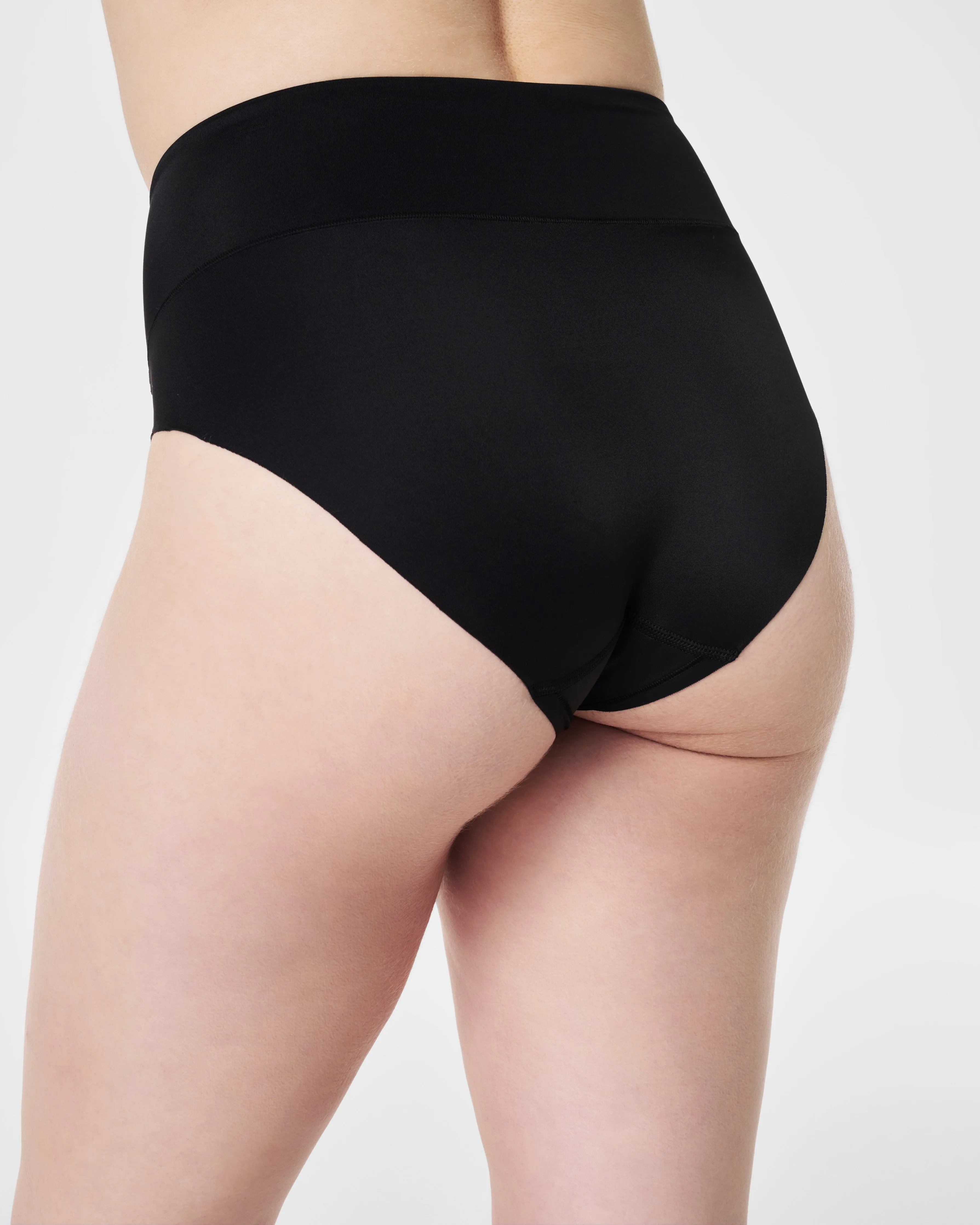 SPANXsupersmooth™ Contouring Hi-Leg Brief