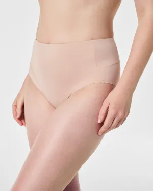 SPANXsupersmooth™ Contouring Hi-Leg Brief