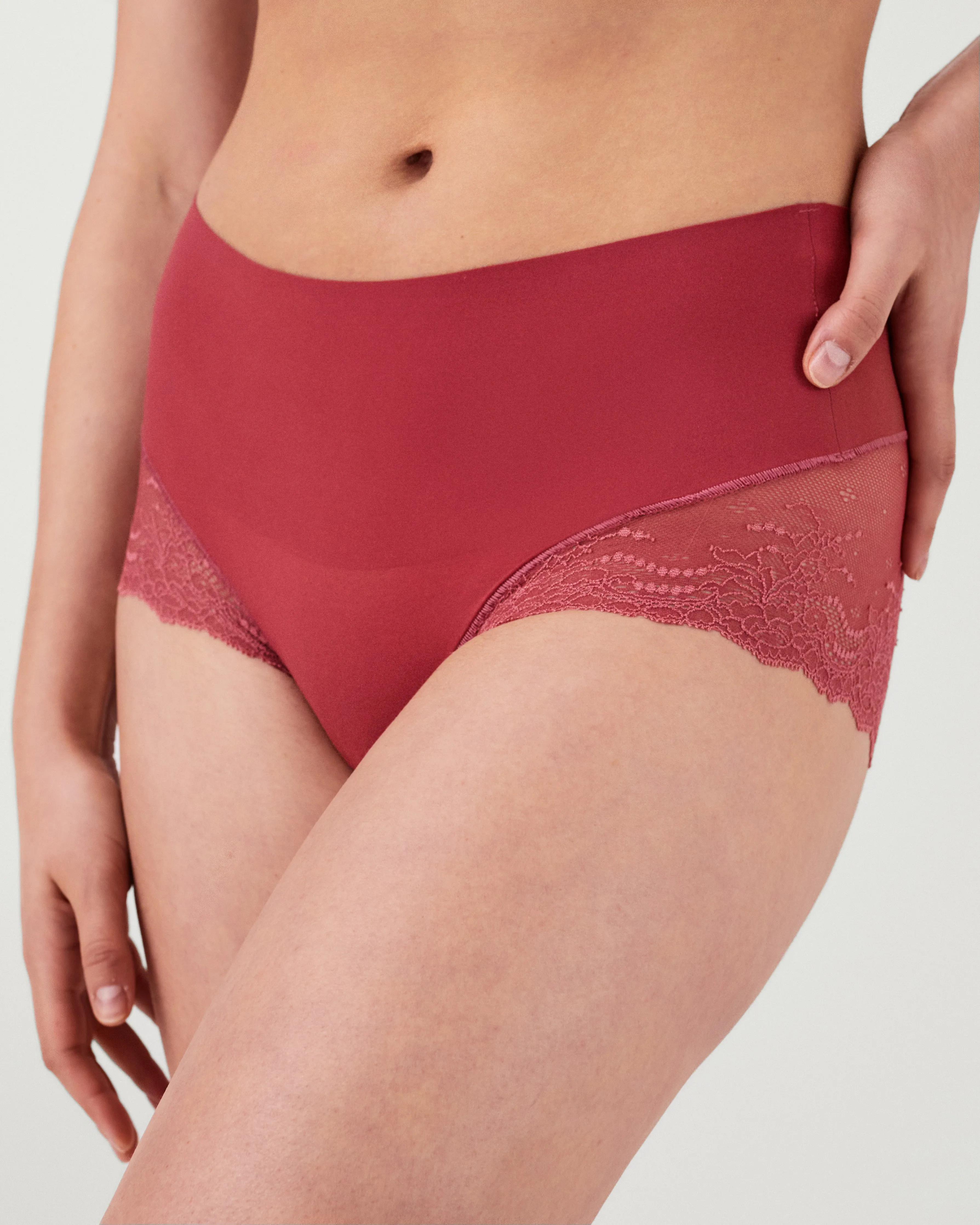 SPANXsupersmooth™ Undie-tectable® Lace Hi-Hipster