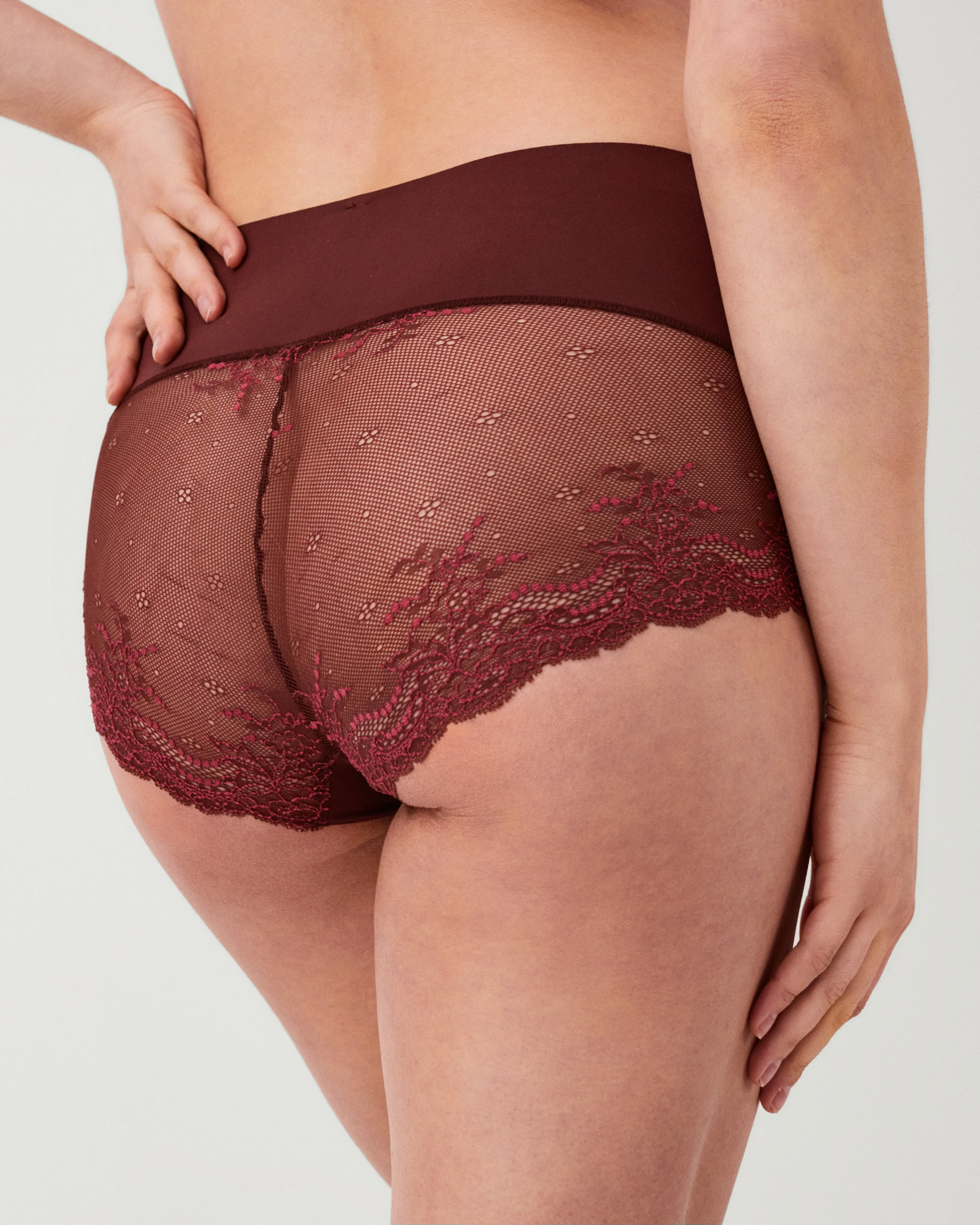 SPANXsupersmooth™ Undie-tectable® Lace Hi-Hipster