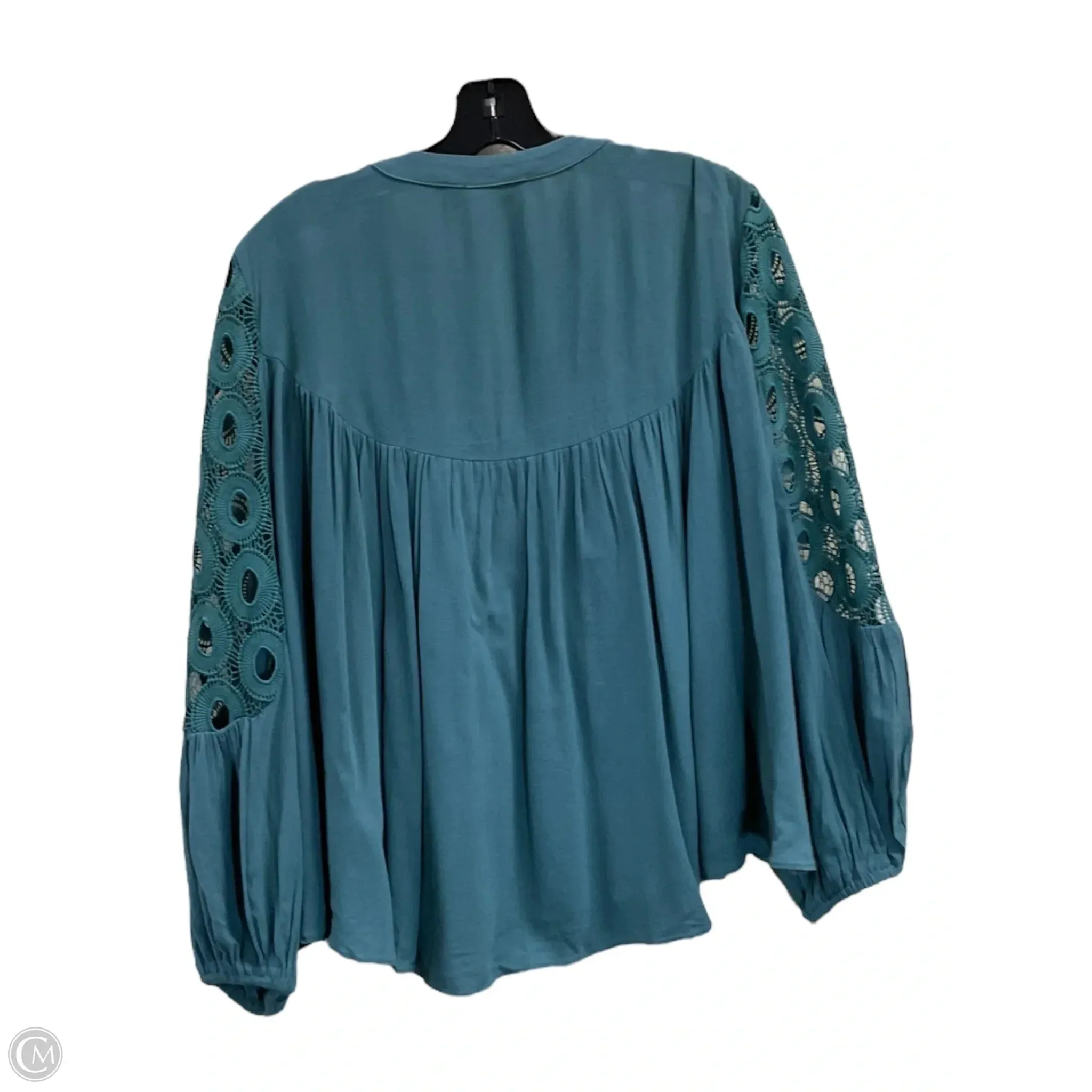 Top Long Sleeve By Bke In Green, Size: L