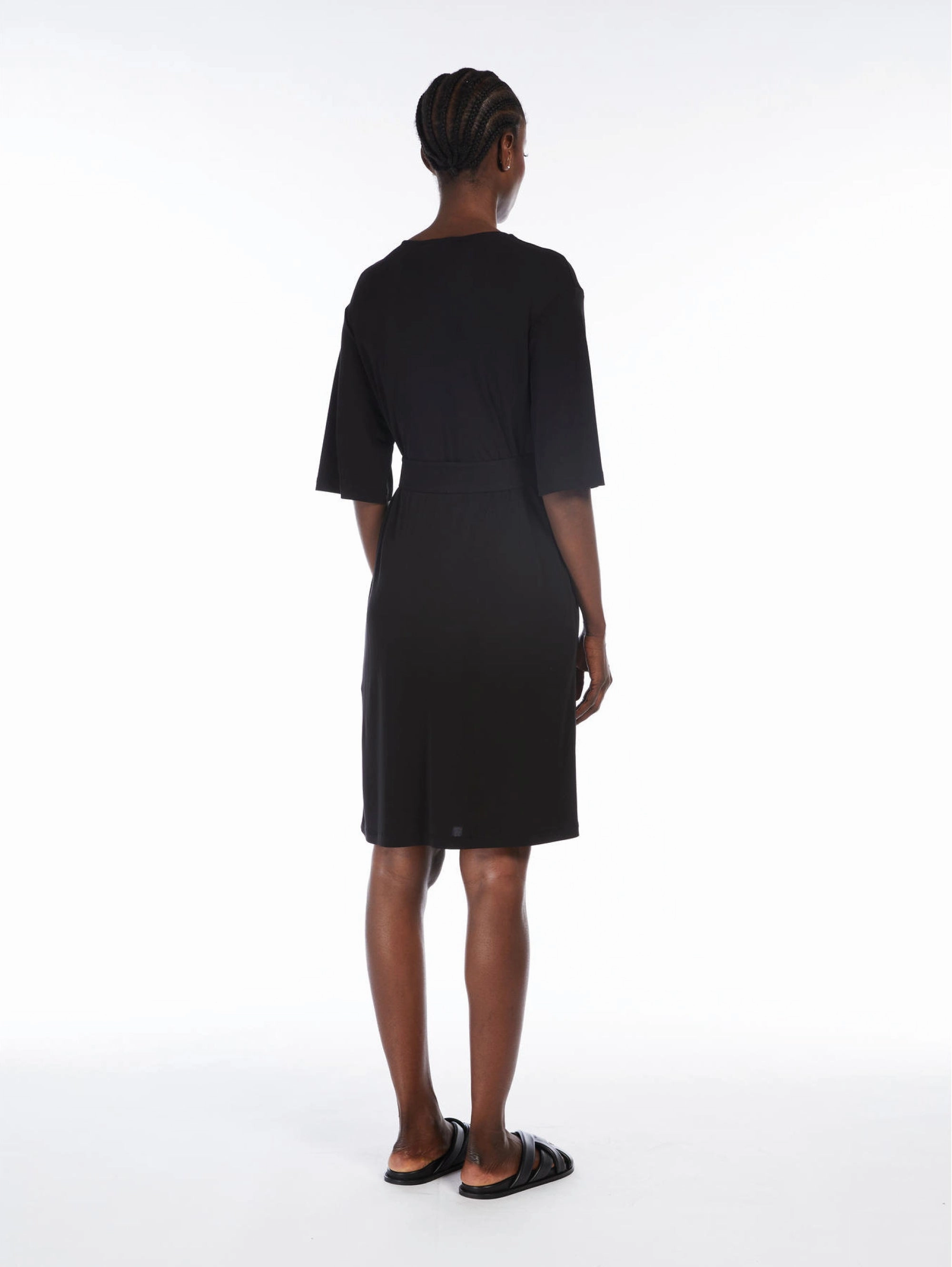 Viscose Dress with V-Neck in Black Rose